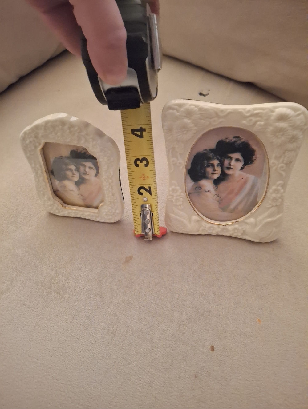 Vintage-Style White Ceramic mini Photo Frame Set includes 2 Frames